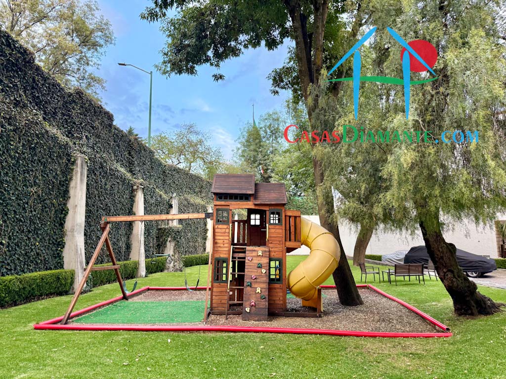 Privada de Providencia - Juegos infantiles 8